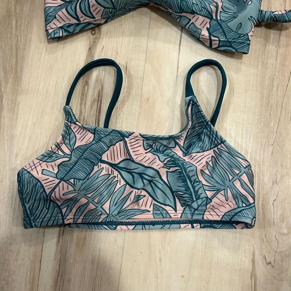 Kid Target Art Class Floral print bikini tops only size XS (4/5) - Picture 6 of 8